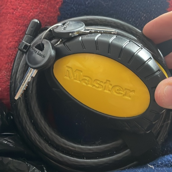 Master Lock - Picture 2 of 5